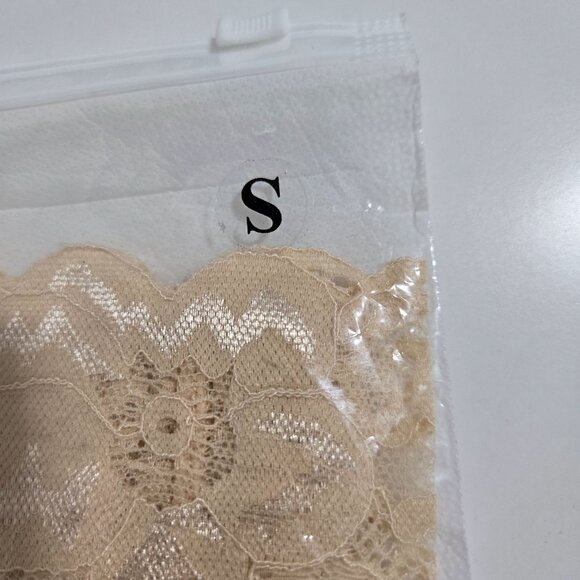 Blueinn Women's Lace trim Slip Shorts in Beige -‎ Size Small - Picture 4 of 6